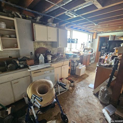 8535 Ames Avenue, Omaha, NE 68134