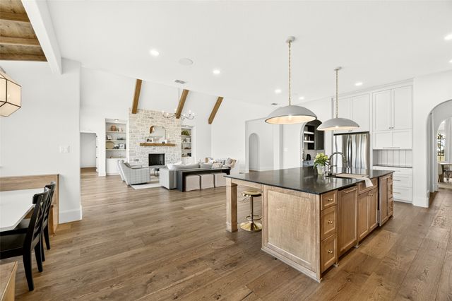 10932 Gregory Road, Sanger, TX 76266