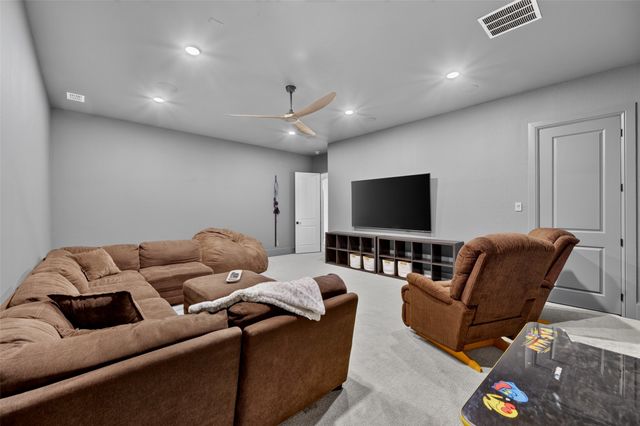 10932 Gregory Road, Sanger, TX 76266