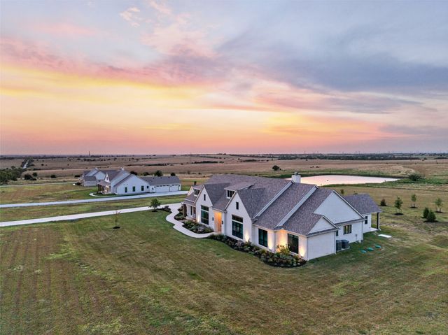 10932 Gregory Road, Sanger, TX 76266