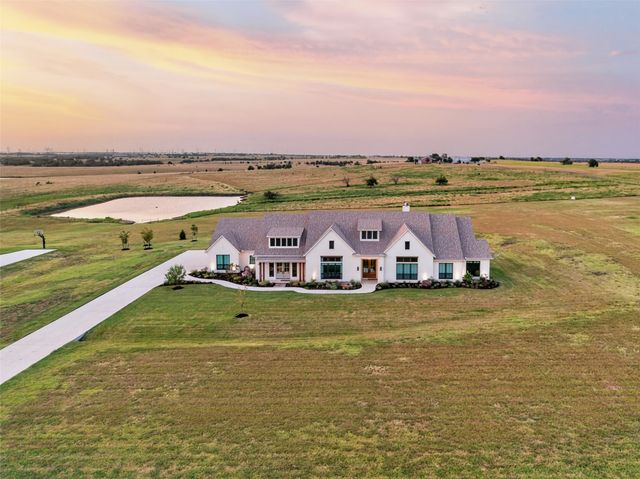 10932 Gregory Road, Sanger, TX 76266