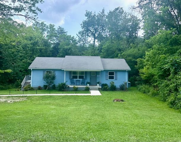 138 Buena Vista Dr, Livingston, TN 38570
