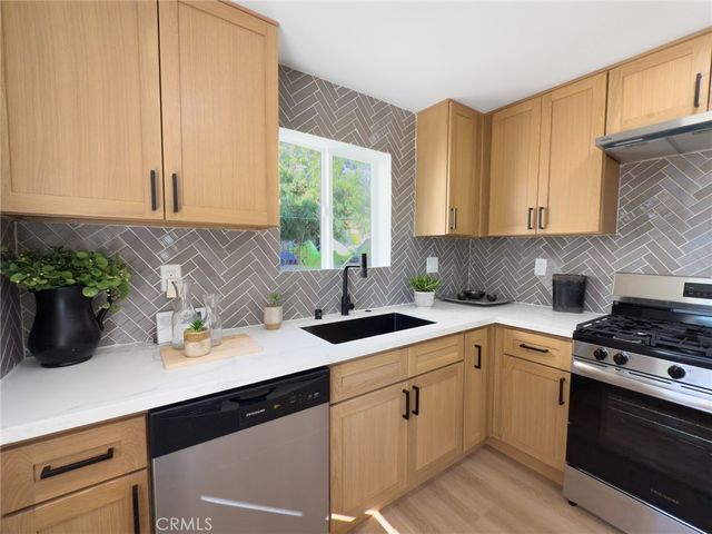 2208 W Olympic, Montebello, CA 90640