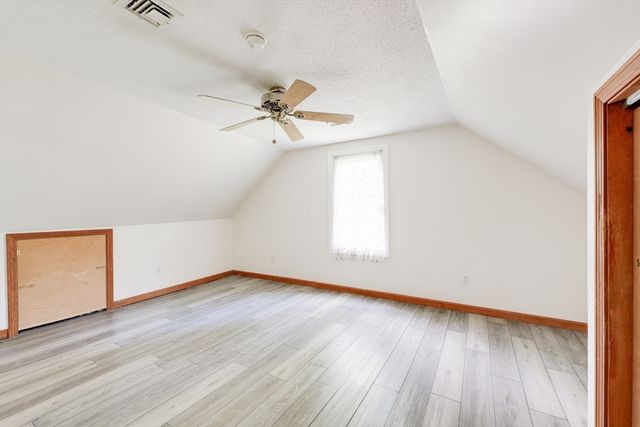 41 Park St, Agawam, MA 01030