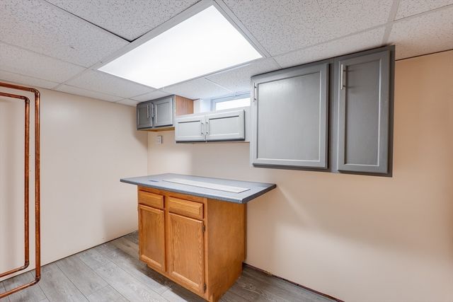 41 Park St, Agawam, MA 01030