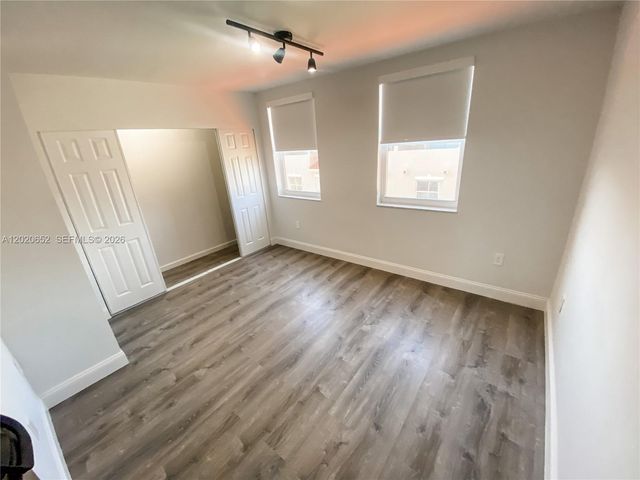 8661 NW 4th Terrace 903, Miami, FL 33126