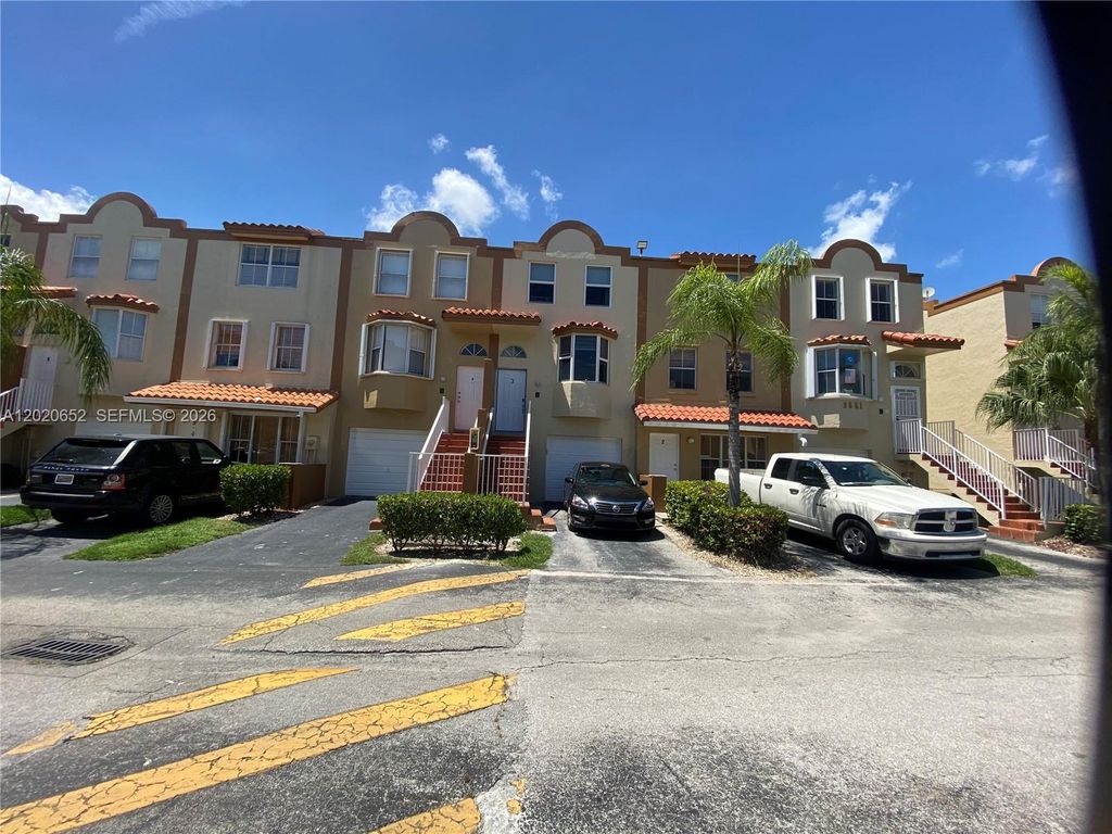 8661 NW 4th Terrace 903, Miami, FL 33126