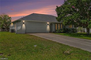 610 Retunda PKWY W, Cape Coral, FL 33904