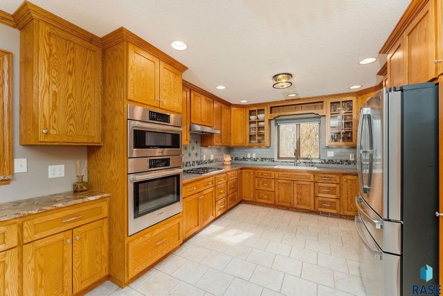 7301 E Palomino Rd Road, Sioux Falls, SD 57110