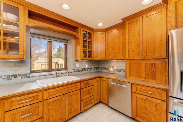 7301 E Palomino Rd Road, Sioux Falls, SD 57110