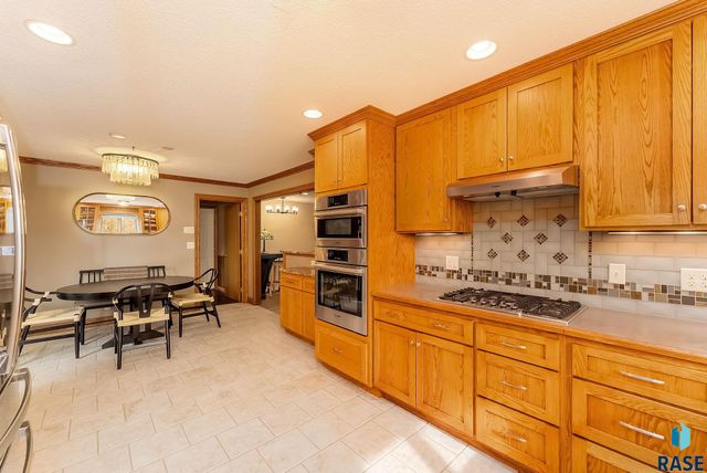 7301 E Palomino Rd Road, Sioux Falls, SD 57110