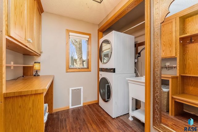 7301 E Palomino Rd Road, Sioux Falls, SD 57110