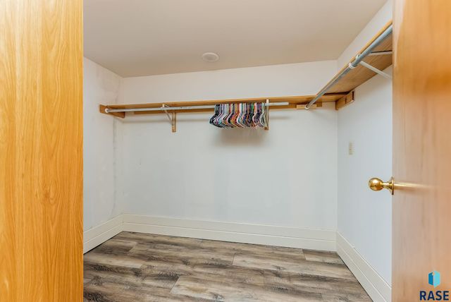 7301 E Palomino Rd Road, Sioux Falls, SD 57110