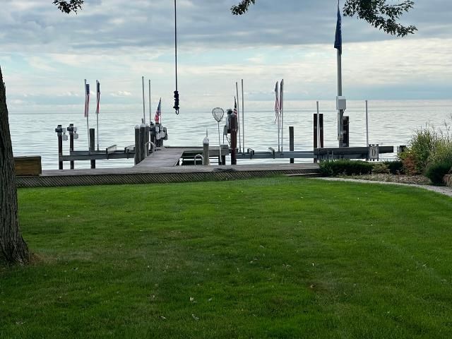 35568 Hamer Street, New Baltimore, MI 48047