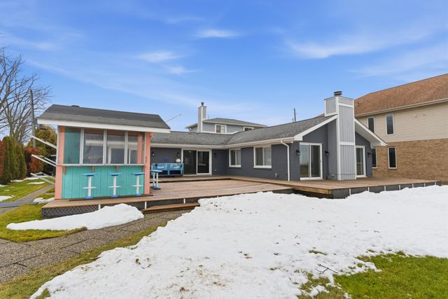 35568 Hamer Street, New Baltimore, MI 48047