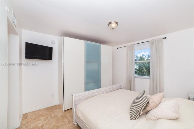 17100 N Bay Road 1501, Sunny Isles Beach, FL 33160