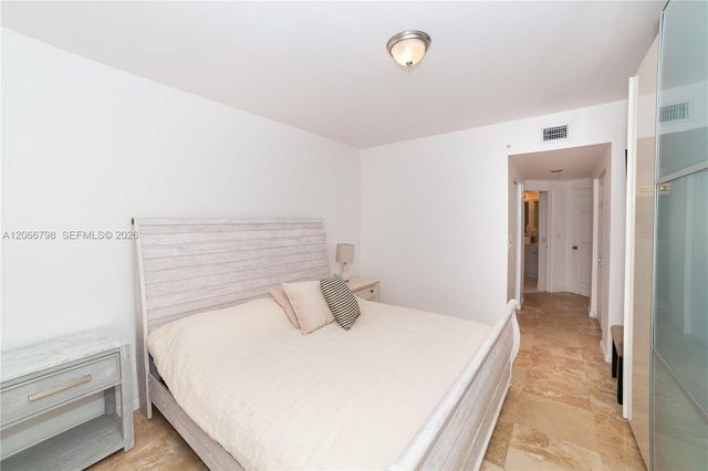 17100 N Bay Road 1501, Sunny Isles Beach, FL 33160