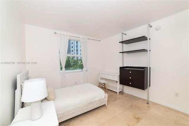 17100 N Bay Road 1501, Sunny Isles Beach, FL 33160