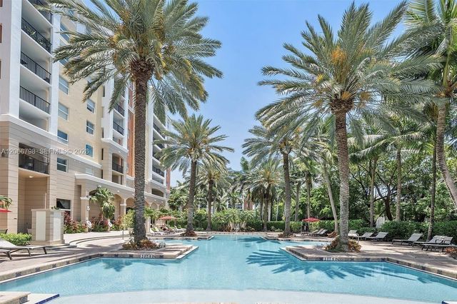 17100 N Bay Road 1501, Sunny Isles Beach, FL 33160
