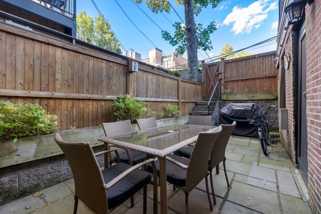 209 W Springfield St 1, Boston, MA 02118