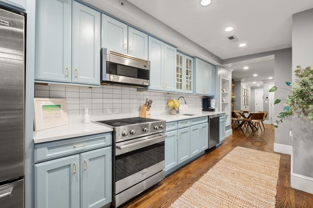 209 W Springfield St 1, Boston, MA 02118