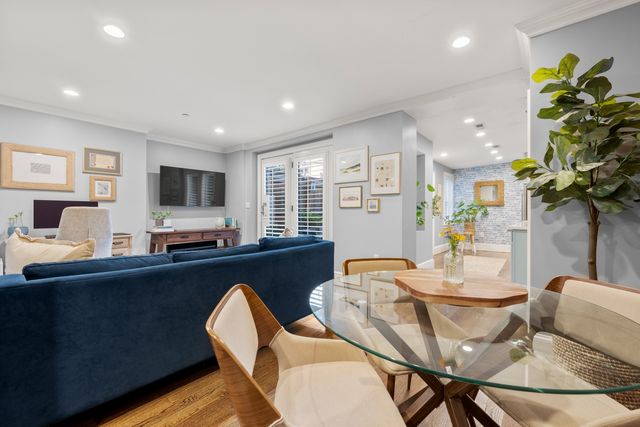 209 W Springfield St 1, Boston, MA 02118