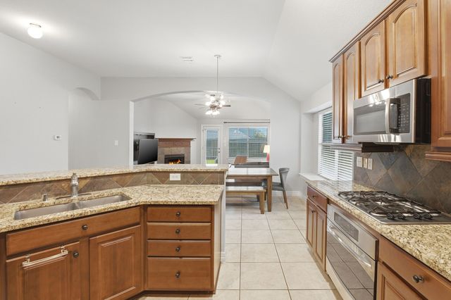 914 Rockton Drive, Wylie, TX 75098