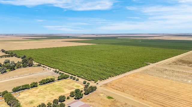 26457 W Oakland Avenue, Coalinga, CA 93210