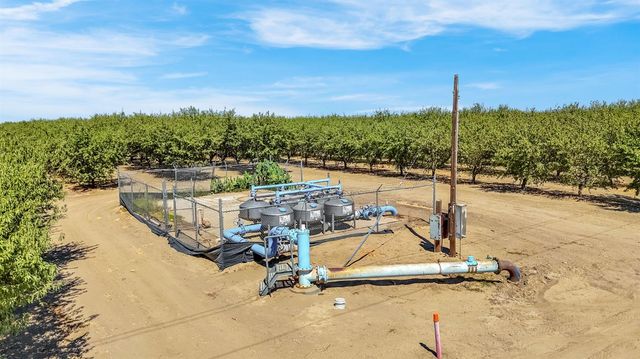 26457 W Oakland Avenue, Coalinga, CA 93210