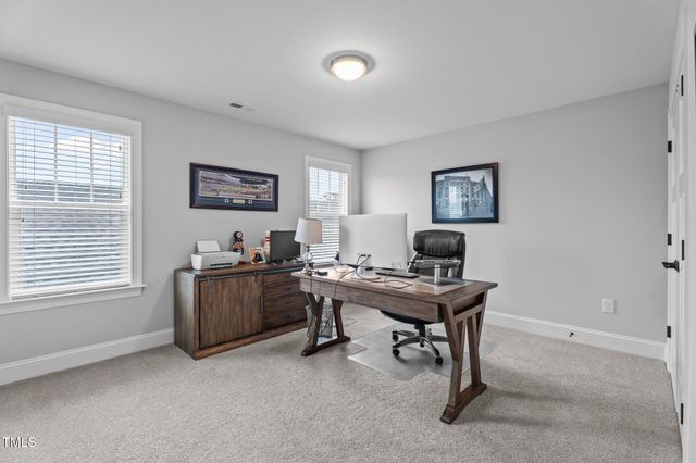 33 Davidson Street, Clayton, NC 27527