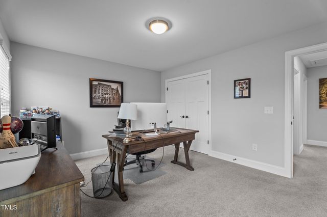 33 Davidson Street, Clayton, NC 27527