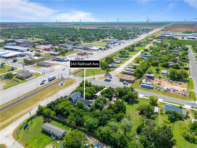343 Railroad Ave, Taft, TX 78390