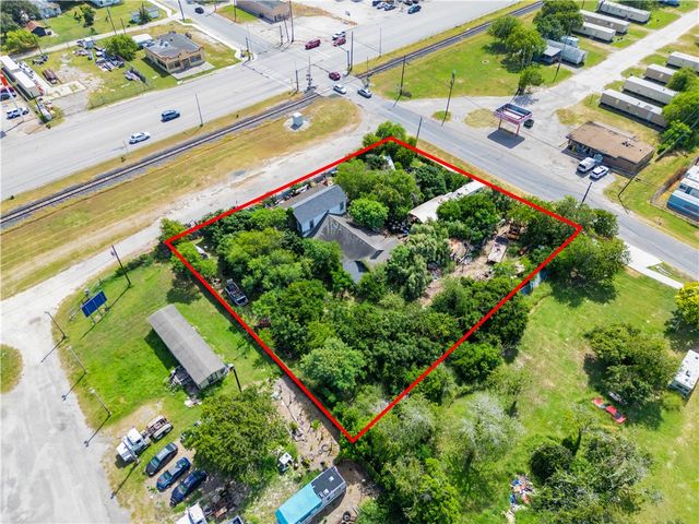 343 Railroad Ave, Taft, TX 78390