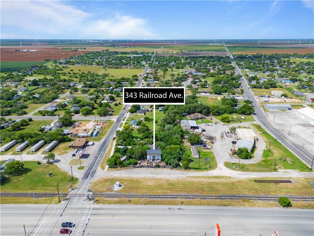 343 Railroad Ave, Taft, TX 78390
