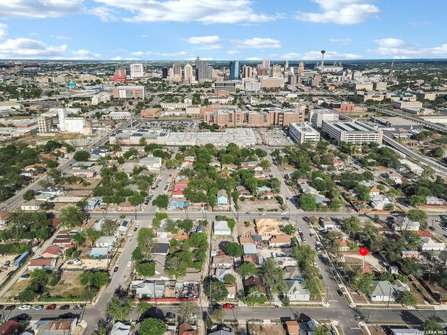 1518 W Travis, San Antonio, TX 78207