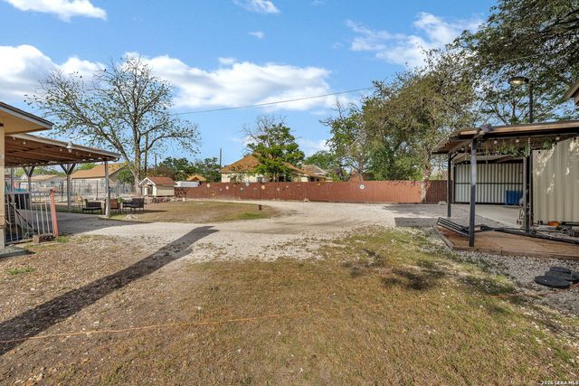 1518 W Travis, San Antonio, TX 78207