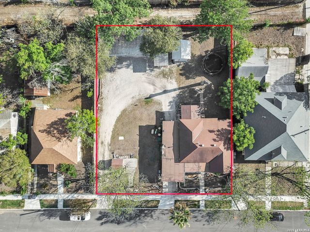 1518 W Travis, San Antonio, TX 78207