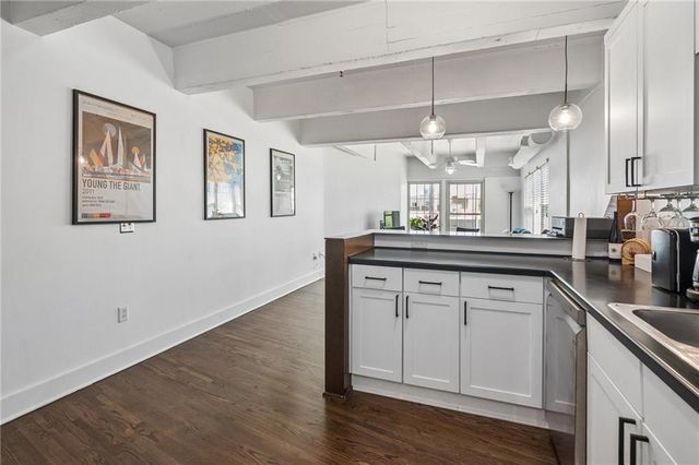 3001 Gillham Road 206, Kansas City, MO 64108