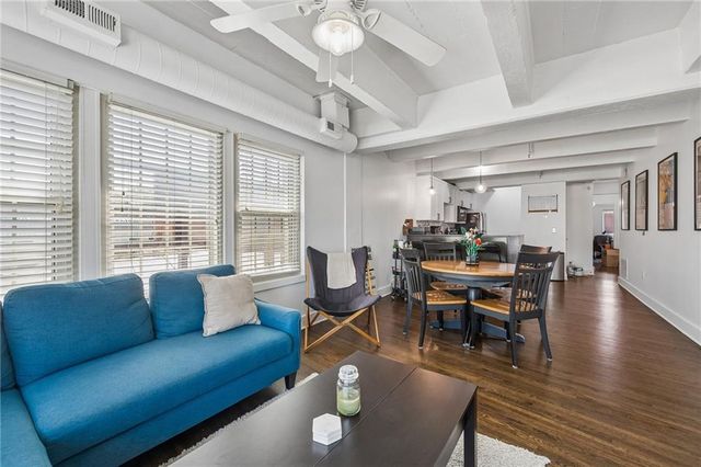 3001 Gillham Road 206, Kansas City, MO 64108