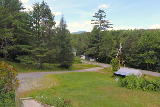 137 Stratton Arlington Road, Wardsboro, VT 05360