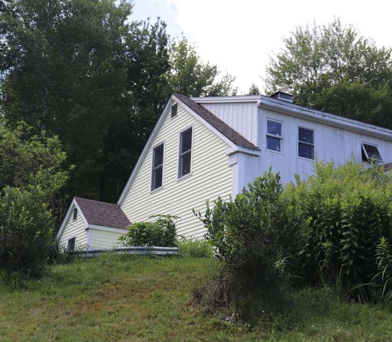 137 Stratton Arlington Road, Wardsboro, VT 05360
