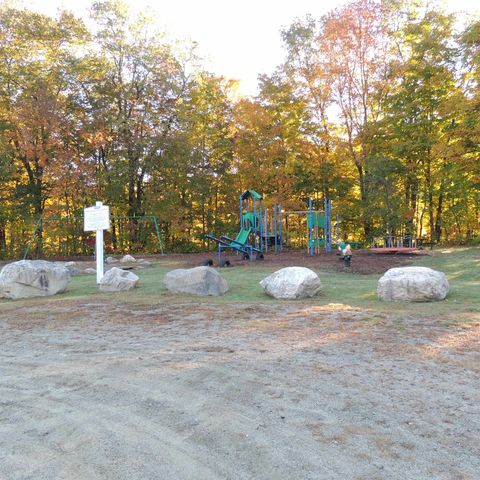 137 Stratton Arlington Road, Wardsboro, VT 05360