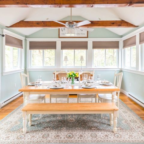 31 Lantern Lane, Plymouth, MA 02360