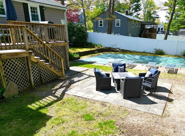 31 Lantern Lane, Plymouth, MA 02360