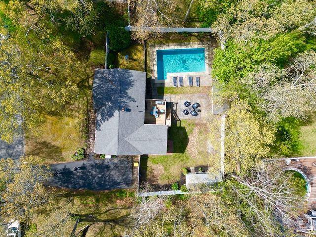 31 Lantern Lane, Plymouth, MA 02360
