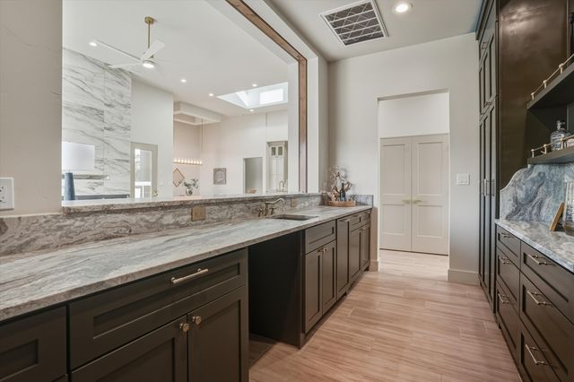 323 Purple Aster Road, Placitas, NM 87043