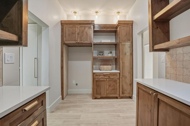 323 Purple Aster Road, Placitas, NM 87043