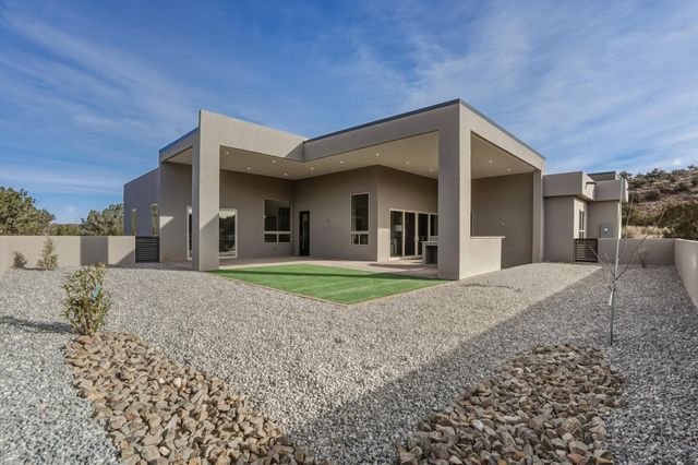 323 Purple Aster Road, Placitas, NM 87043