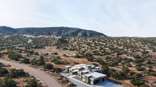 323 Purple Aster Road, Placitas, NM 87043