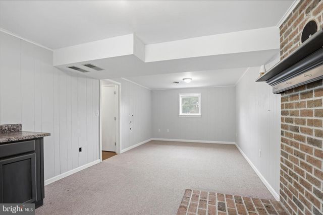 42 PINEWOOD AVE, Lititz, PA 17543